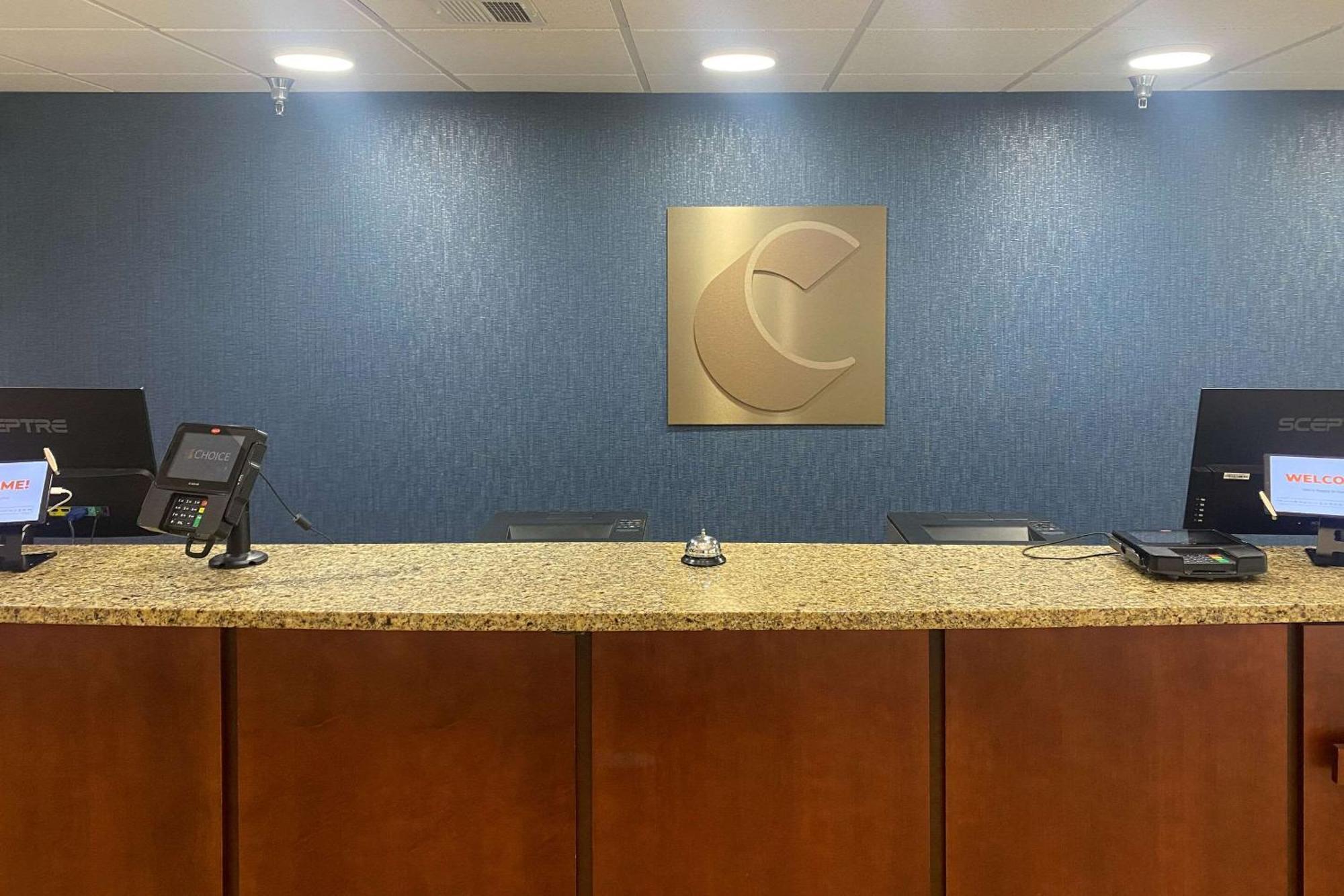 Comfort Inn & Suites Trussville I-59 Exit 141 מראה חיצוני תמונה