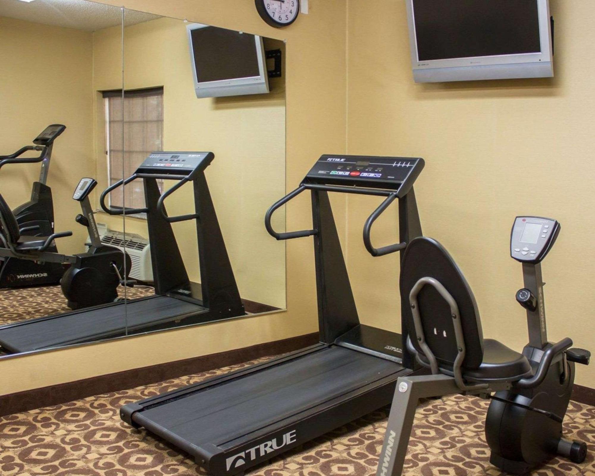 Comfort Inn & Suites Trussville I-59 Exit 141 מראה חיצוני תמונה