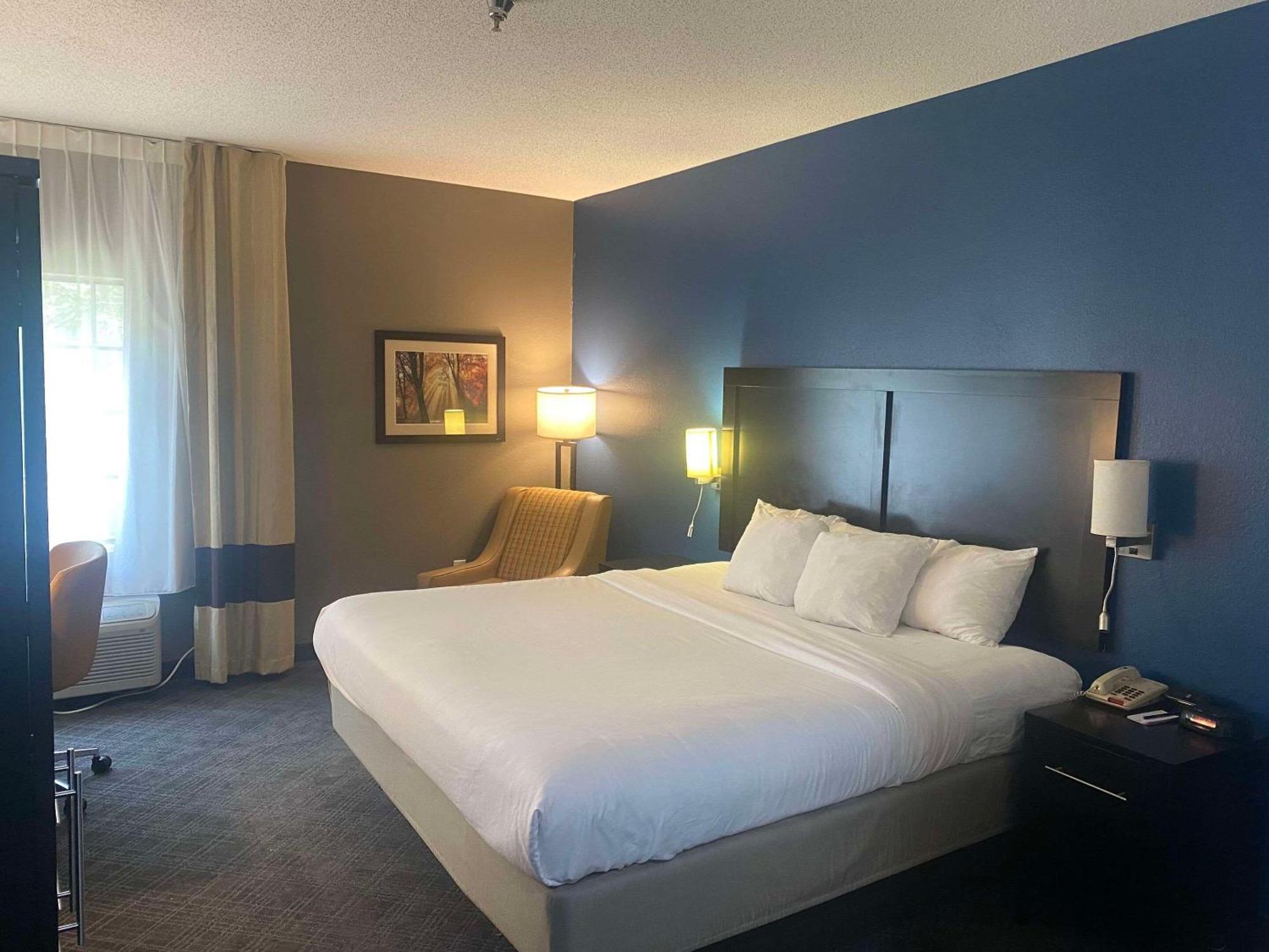 Comfort Inn & Suites Trussville I-59 Exit 141 מראה חיצוני תמונה