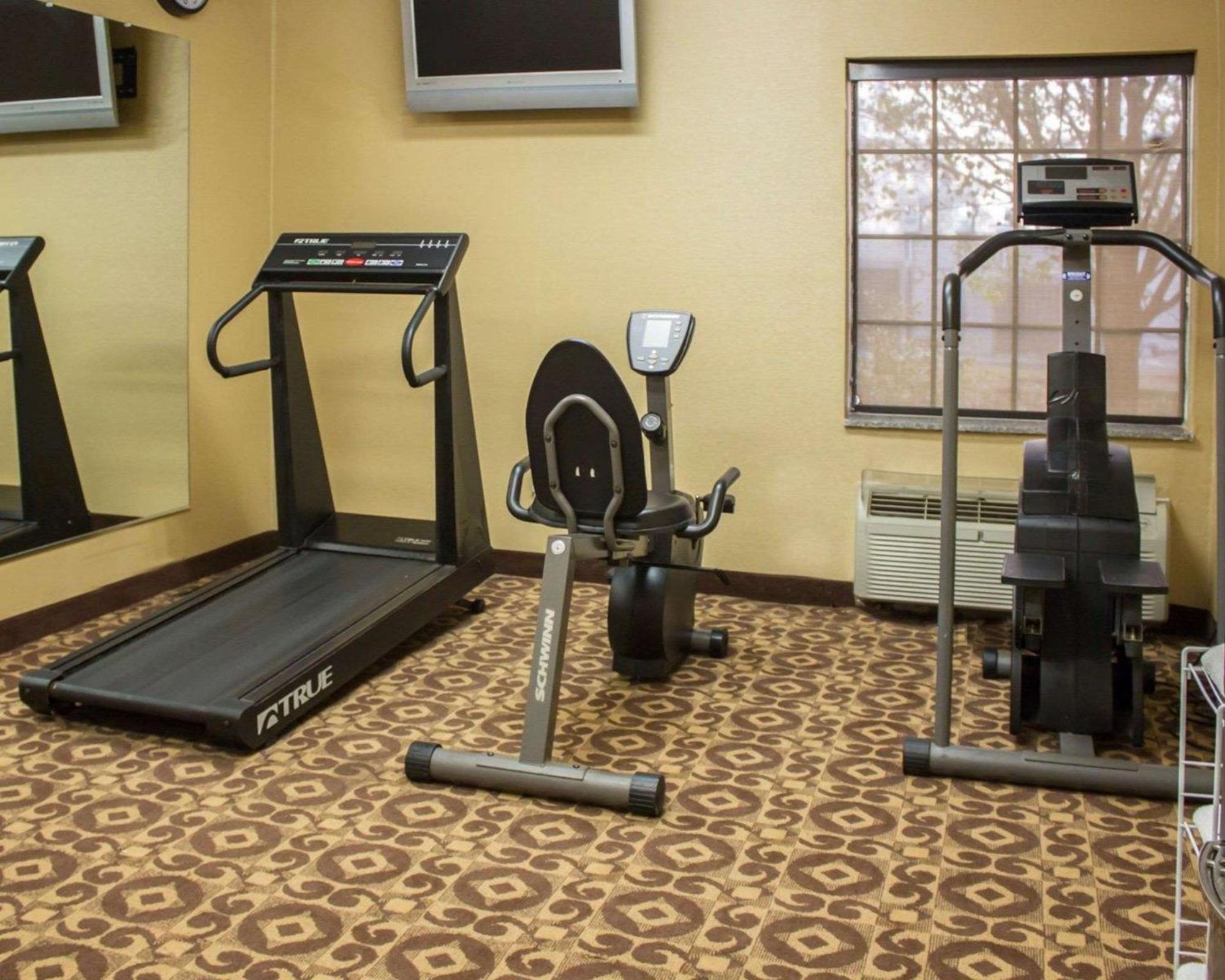 Comfort Inn & Suites Trussville I-59 Exit 141 מראה חיצוני תמונה