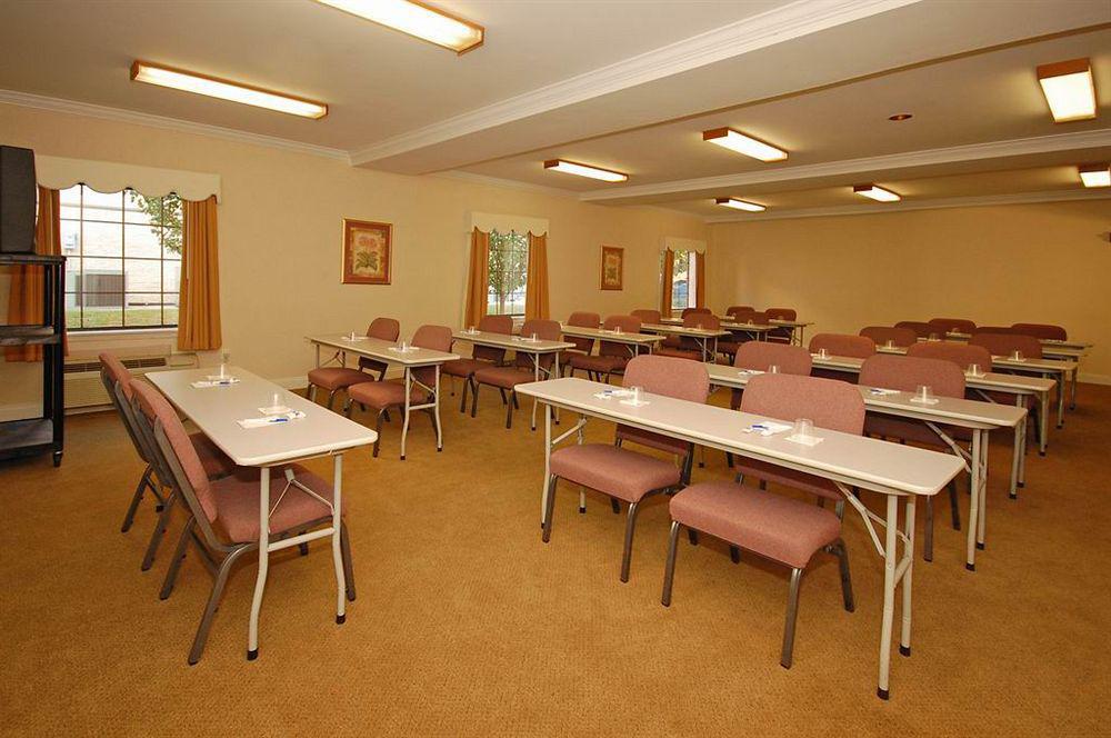 Comfort Inn & Suites Trussville I-59 Exit 141 מראה חיצוני תמונה